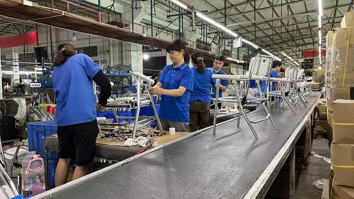 귀하의 비즈니스에 가장 적합한 롤링 샤워 화장실 의자를 선택하는 방법은 무엇입니까?